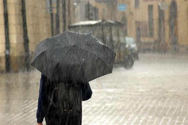 Meteoroloji’den Batı Akdeniz'de kuvvetli yağış uyarısı