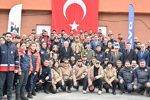 Vali Zorluoğlu, Mevlit ve AFAD programına katıldı