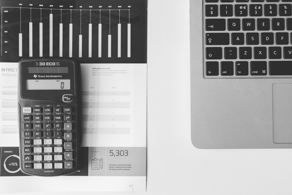 BIST100 Endeksi cuma gününü 12.792 puandan kapattı
