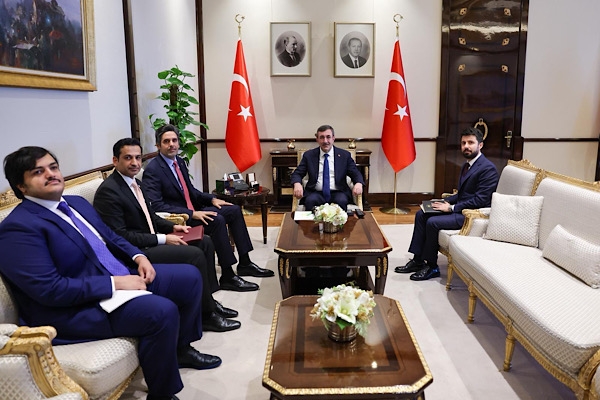 Yılmaz, Katar Büyükelçisi El Hanzab ile görüştü