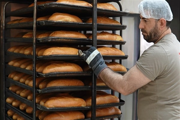 Kestel’de ihtiyaç sahiplerine ücretsiz ekmek desteği