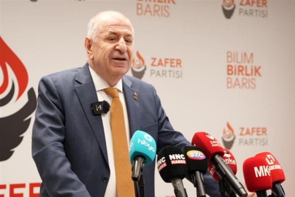 Özdağ: Türkiye’de hukuk devleti ve demokrasi tartışmaları derinleşiyor