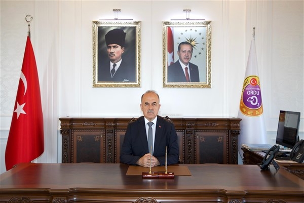 Vali  Erol’dan Babalar Günü mesajı