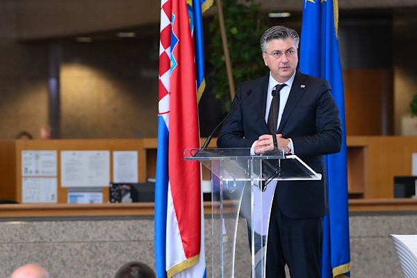Plenkovic: Totaliter rejimlerin kınanmasına olan bağlılığımızı sürdürüyoruz