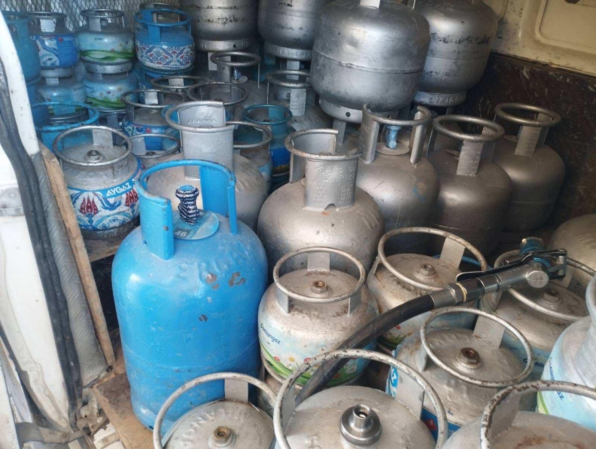 EYYÜBİYE’DE KAÇAK LPG DOLUMUNA JANDARMA DENETİMİ