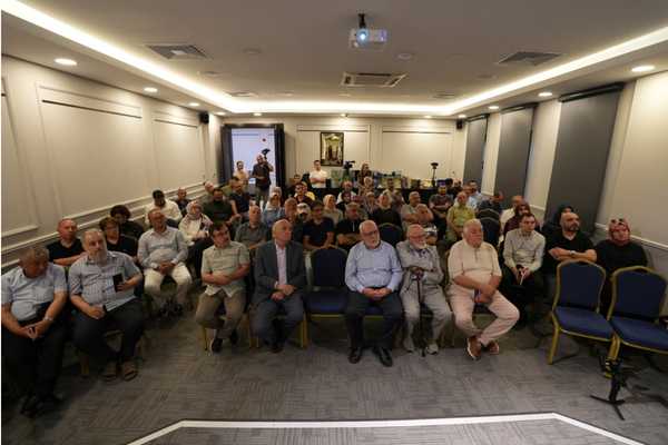 Ümraniye'de &Prime;Srebrenitsa Anneleri: Kayıplarını Arıyor&Prime; belgeseli gösterildi