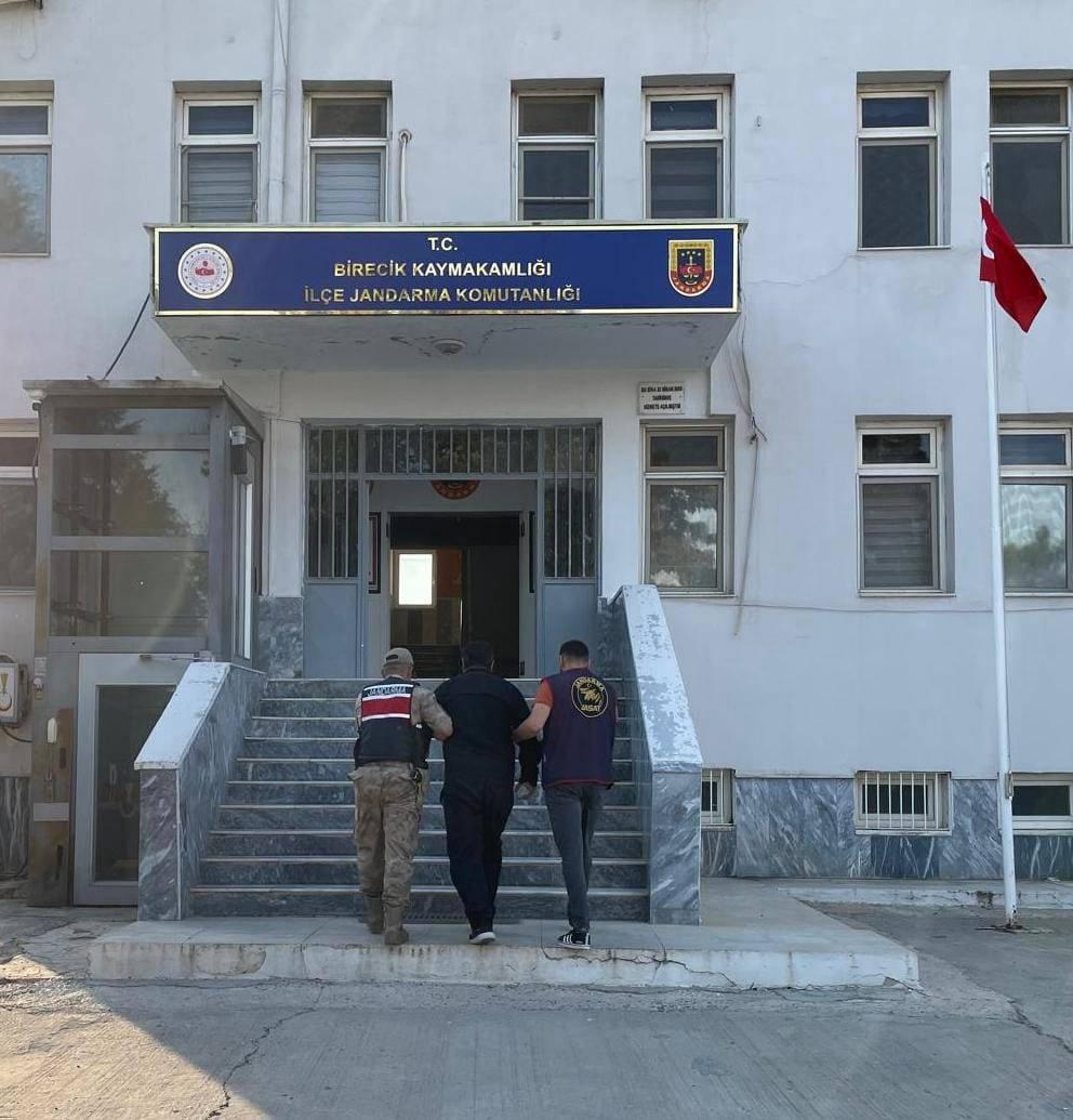 Suruç'ta Hırsızlık Hükümlüsü Jandarmadan Kaçamadı