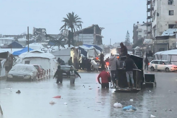 Gazze'de sağlık sistemi alarm veriyor: İlaç ve ambulans krizi derinleşiyor