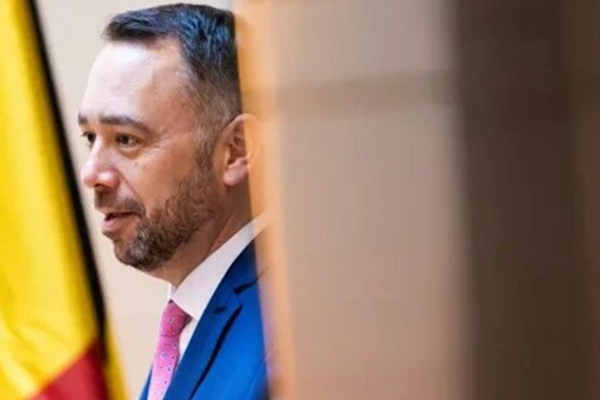 Prevot: AB, Rusya'ya yönelik en kapsamlı siber yaptırım paketini uyguluyor