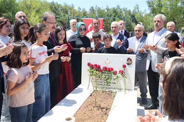 Siirt'te 15 Temmuz şehitleri anıldı