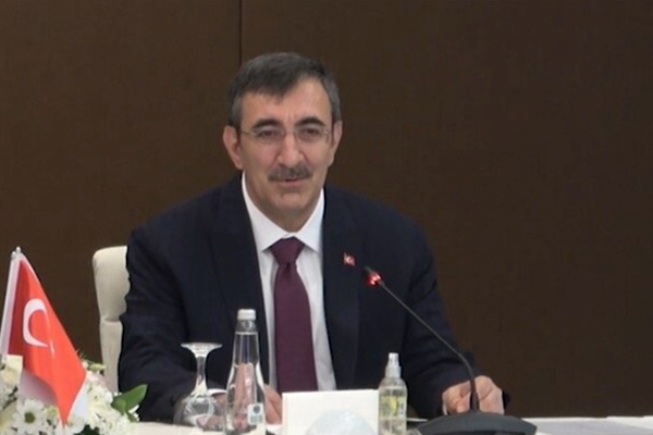 Yılmaz: Şehitlerimizi rahmetle, gazilerimizi minnetle yad ediyoruz