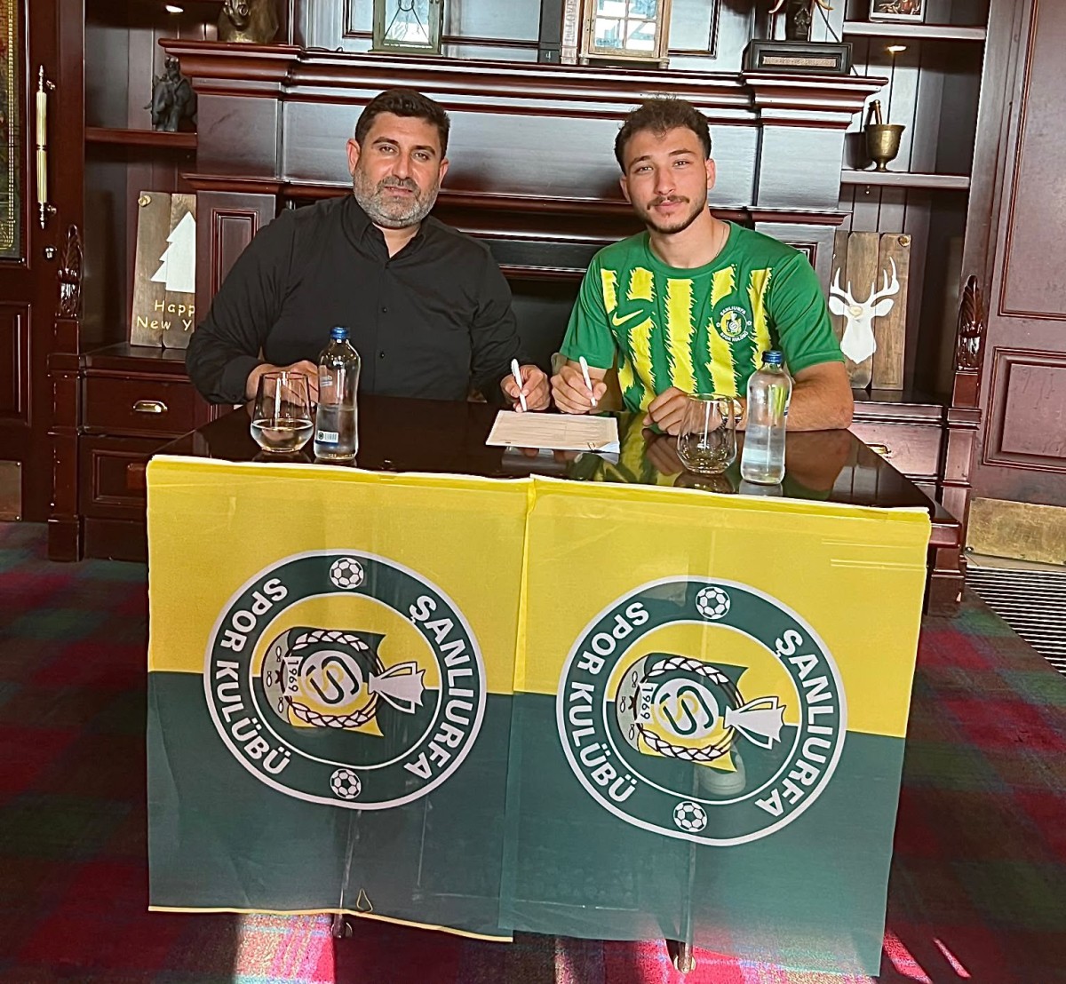 Şanlıurfaspor'dan Çifte Transfer: Aydın Bağ Yuvaya Döndü, Fatih Mehmet Ekinci İmzayı Attı
