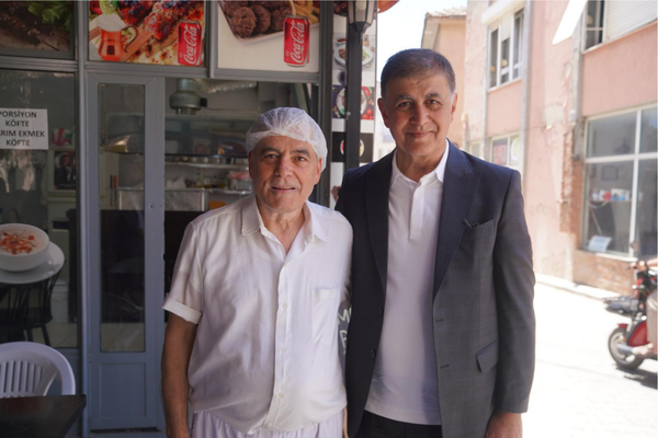 Başkan Tugay, Seferihisar'daki çalışmaları inceledi