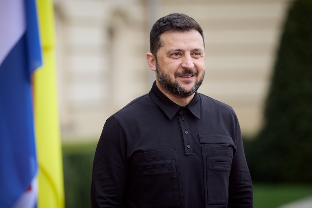 Zelenski, cephe komutanlarıyla savaşın seyrini değerlendirdi