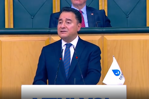 Babacan'dan 20 Temmuz Barış ve Özgürlük bayramı mesajı