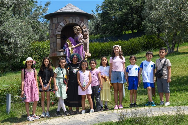 Osmangazi'de çocuklar &Prime;Kolektif Okuma&Prime; etkinliğinde buluştu