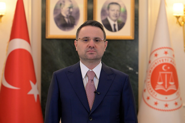 Bakan Gürlek: FETÖ'nün gizli hücrelerini tespit ediyoruz