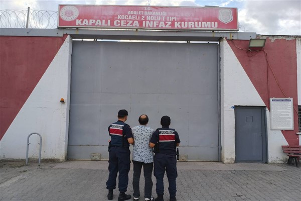 Kocaeli'de 10 yıl hapis cezasıyla aranan şahıs yakalandı