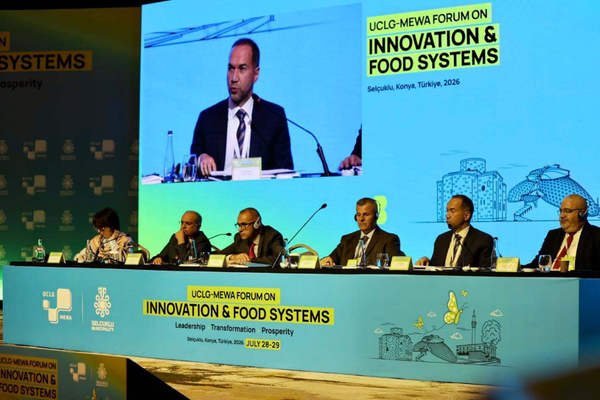 Başkan Özdemir, UCLG-MEWA Forumu'nda Niğde'nin yenilikçi projelerini anlattı