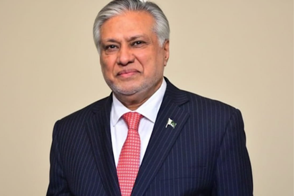 Pakistan Dışişleri Bakanlığı Dar: Arakçi'yi Pakistan'a davet ettim