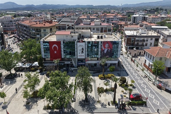 Menderes Belediyesi'nden gözaltı kararına ilişkin açıklama