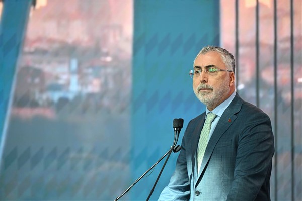 Bakan Işıkhan: İŞKUR ile VakıfBank arasında iş birliği protokolü imzalandı