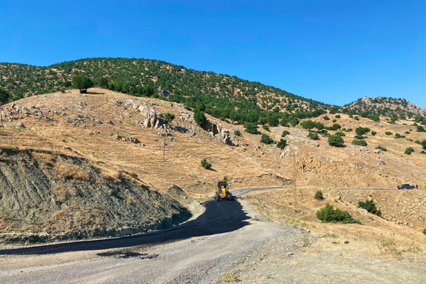 İl Özel İdaresi kırsalda yol seferberliği başlattı