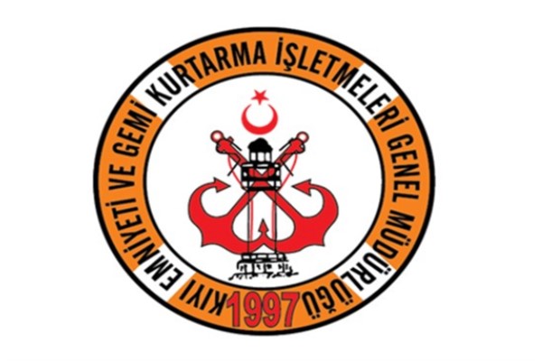 KEGM: Marmara Adası açıklarında arızalanan tekne güvenle limana çekildi