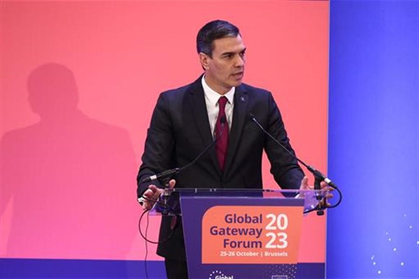 Sanchez: Huelva ve Castellón’daki yangınları endişeyle takip ediyoruz