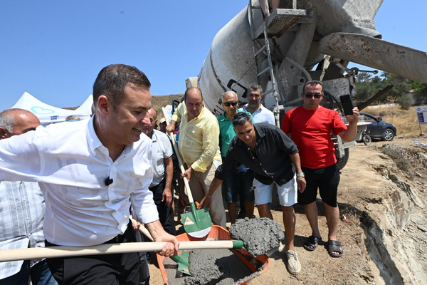 Akın, Avşa Cemevi'nin temel atma törenine katıldı