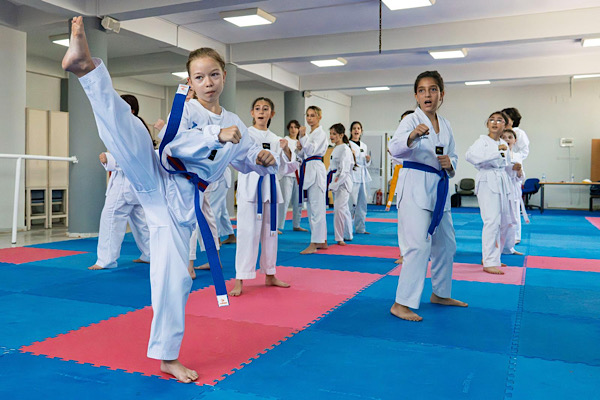  İzmir Büyükşehir Belediyesi yaz okullarında çocuklar sporla buluşuyor