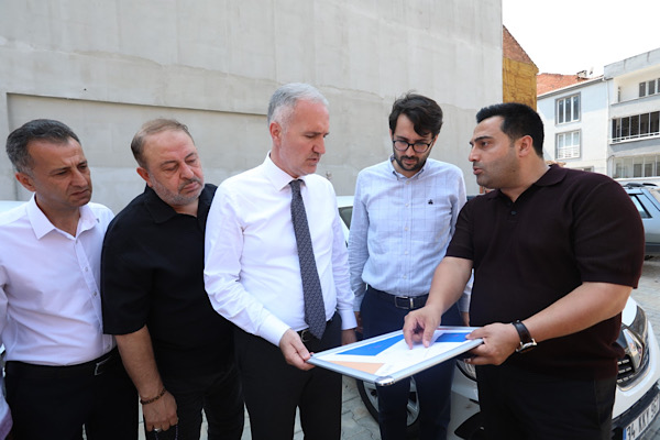  İnegöl’de kamulaştırılan alana 16 araçlık otopark kazandırıldı