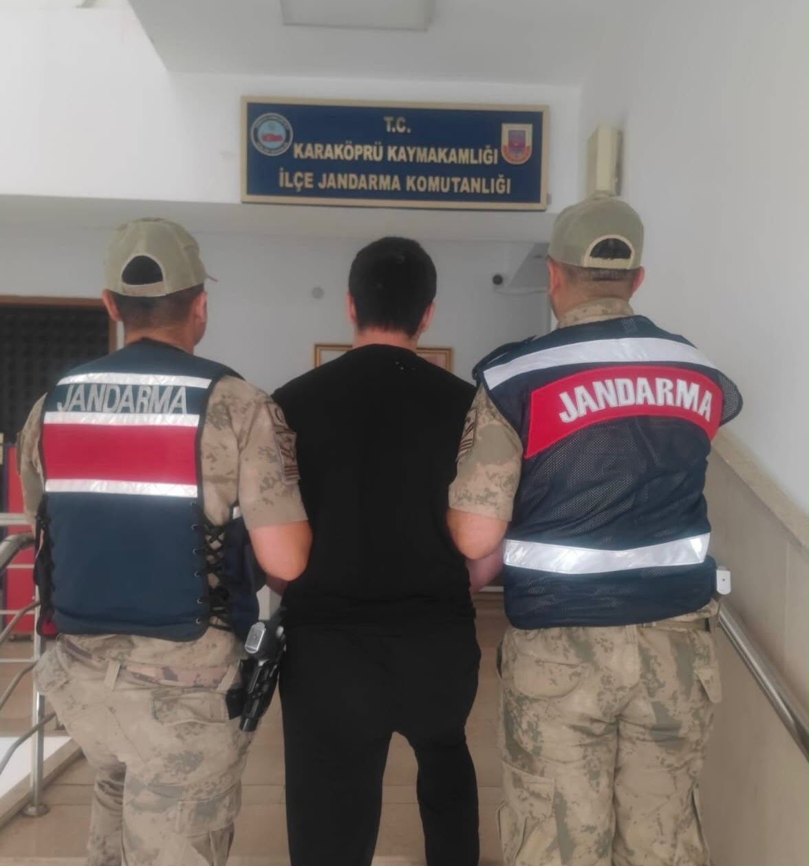 Şanlıurfa’da 14 Yıl 10 Ay Kesinleşmiş Hapis Cezası Bulunan Firari Yakalandı