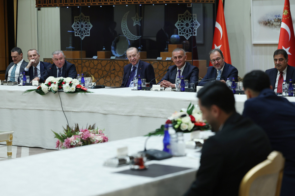 Erdoğan, Trendyol Süper Lig'e çıkan yönetici, teknik heyet ve sporcularını kabul etti