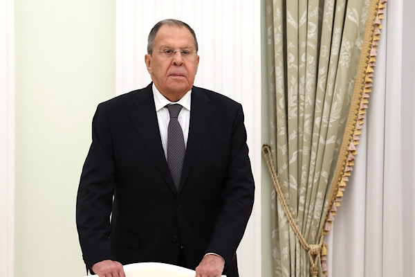 Lavrov: Rusya, Batı'nın deniz korsanlığına misilleme yapacak