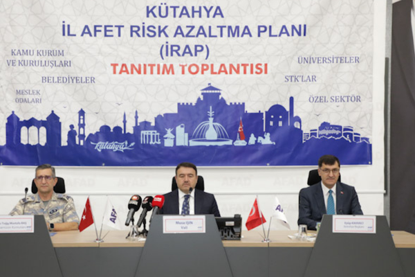 Kütahya'da İl Afet Risk Azaltma Planı toplantısı yapıldı