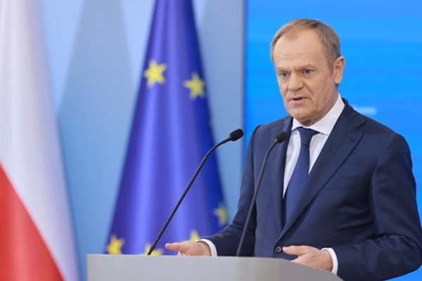 Tusk: Vergi dilimlerinde değişikliğe gidiyoruz