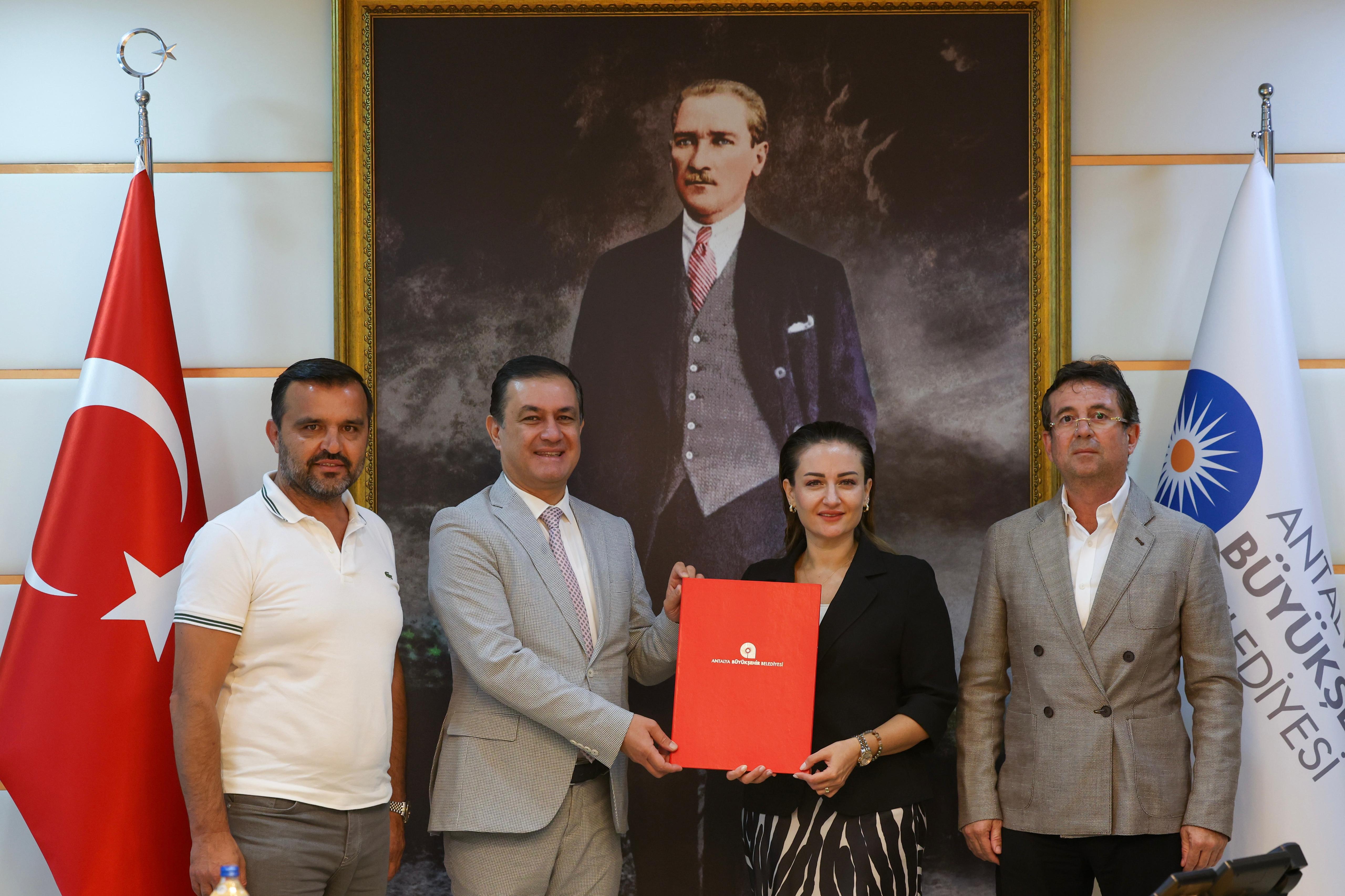 674. Tarihi Elmalı Yağlı Pehlivan Güreşleri için iş birliği protokolü imzalandı