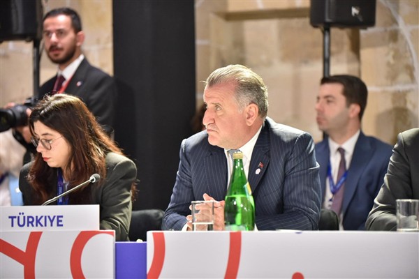 Gençlik ve Spor Bakanı Bak: Türk sporunun farkını ortaya koyduk