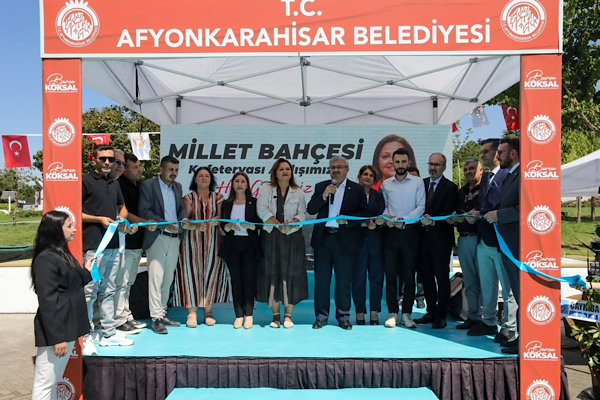 Bülent Ecevit Parkı Millet Bahçesi Kafeteryası hizmete açıldı