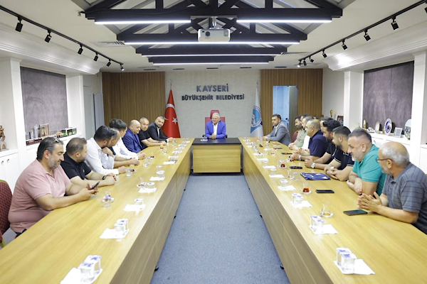 Başkan Büyükkılıç’a ziyaretler