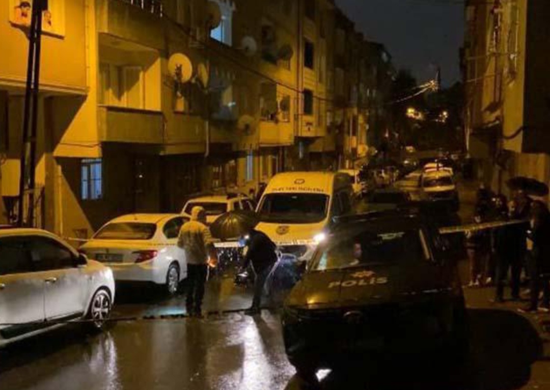 Gaziosmanpaşa’da Dehşet: Eşini Vuran Şüpheli İş Yerine Sığındı