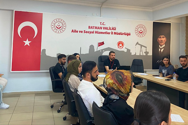 Batman’da evlilik hazırlığındaki gençlere eğitim verildi