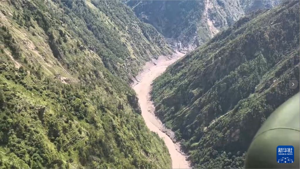 Başbakan Li Qiang, heyelanın vurduğu Xizang bölgesine ulaştı