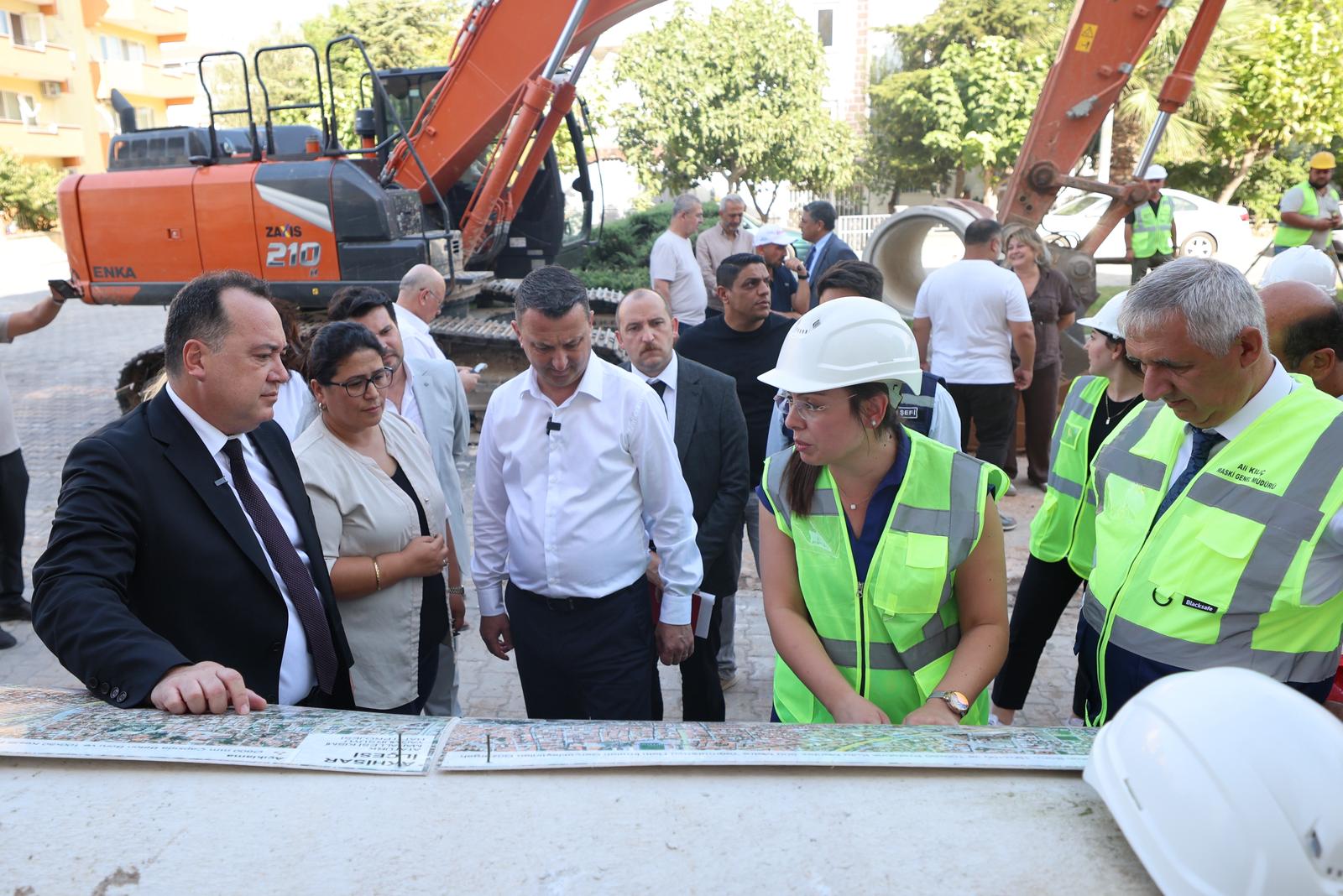 Akhisar’da 32 milyon liralık altyapı yatırımı sürüyor