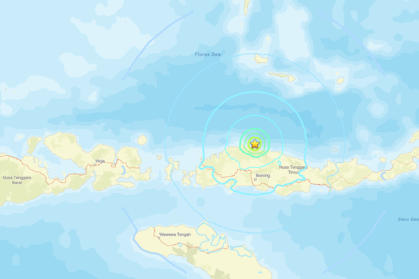 Endonezya'da deprem