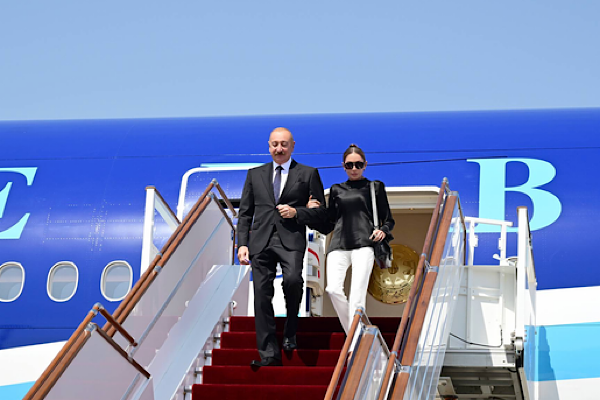 Azerbaycan Cumhurbaşkanı Aliyev, Kırgızistan'da