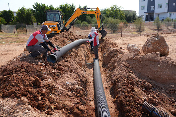 Altıayak Mahallesi’nde yaklaşık 2 bin metrelik yeni yol açıldı