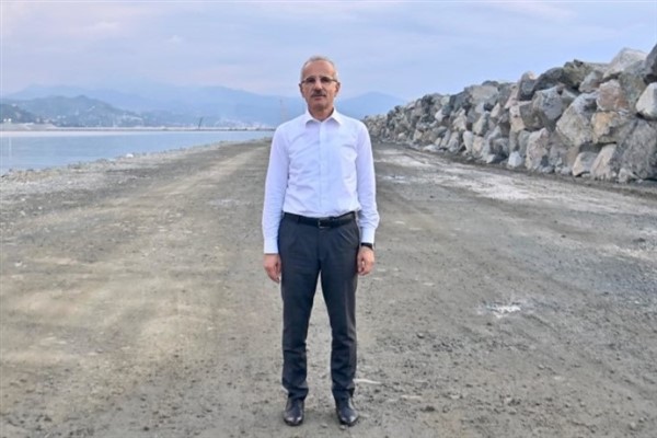 Uraloğlu: 30 Ağustos’da İstanbul Havalimanı’nda 1.787 uçuş gerçekleştirdi