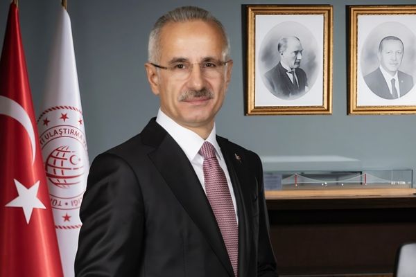 Uraloğlu: Samsun Çarşamba Havalimanı’nın kapasitesi 3 milyona çıkarılacak